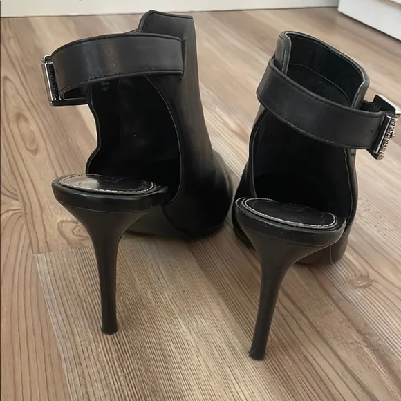 Lauren Ralph Lauren Black Heeled Rayna Mule Boots with Stiletto Heel Size 8B - Picture 4 of 6